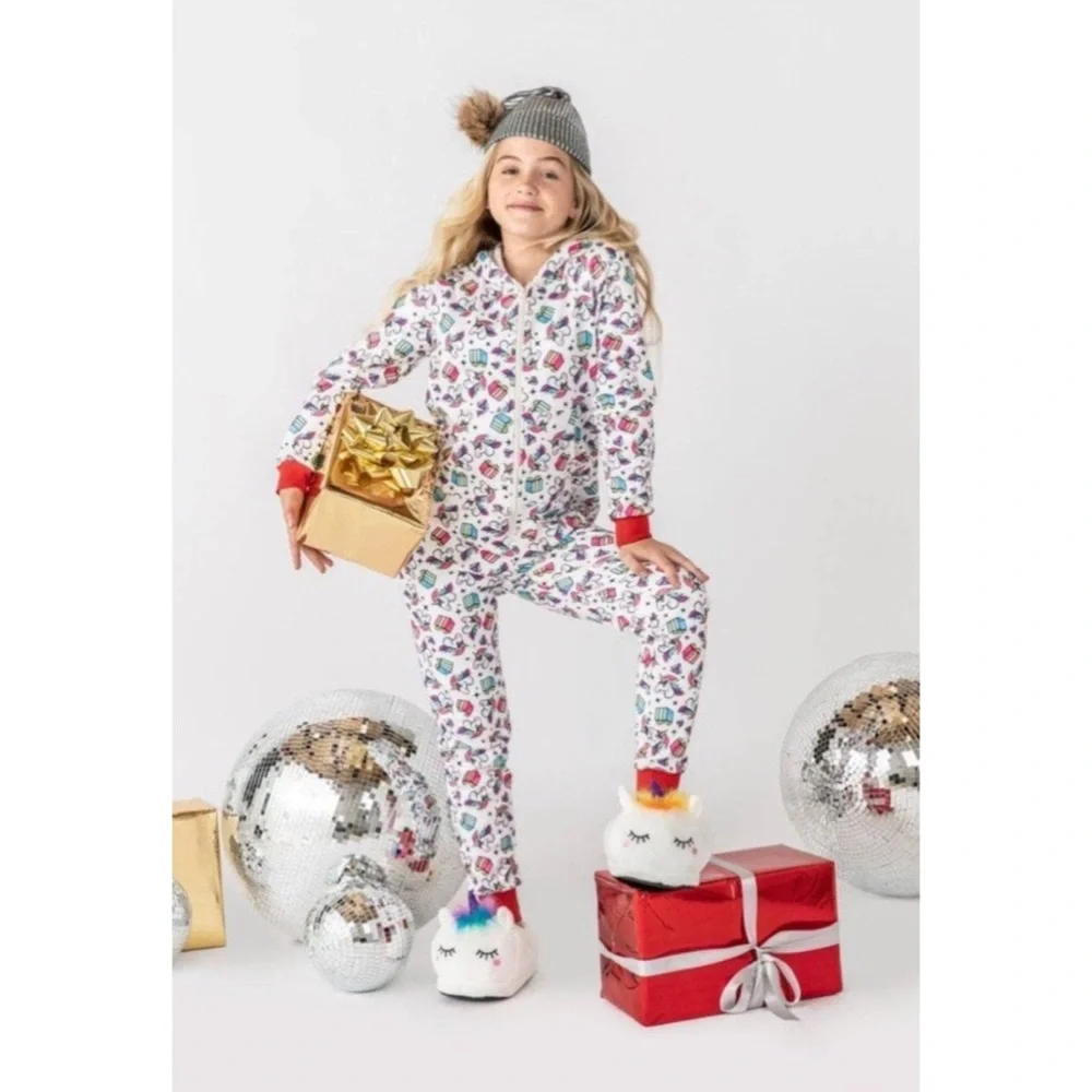 LOLA + THE BOYS UNICORN CHRISTMAS ONESIE - Picture 3 of 12